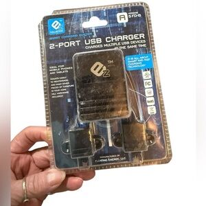 EZ Collection 2-Port USB Charger for Multiple devices NIP